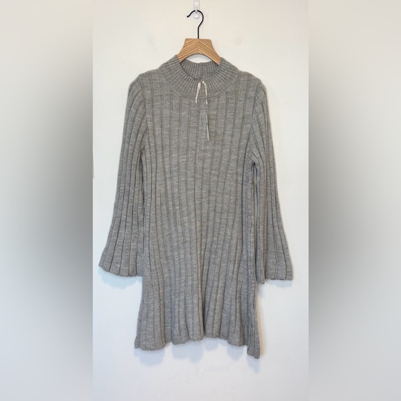 Mauve By Anthropologie Long-Sleeve
A-Line Mini knit Dress NWT , sz : 1X - Picture 4 of 12